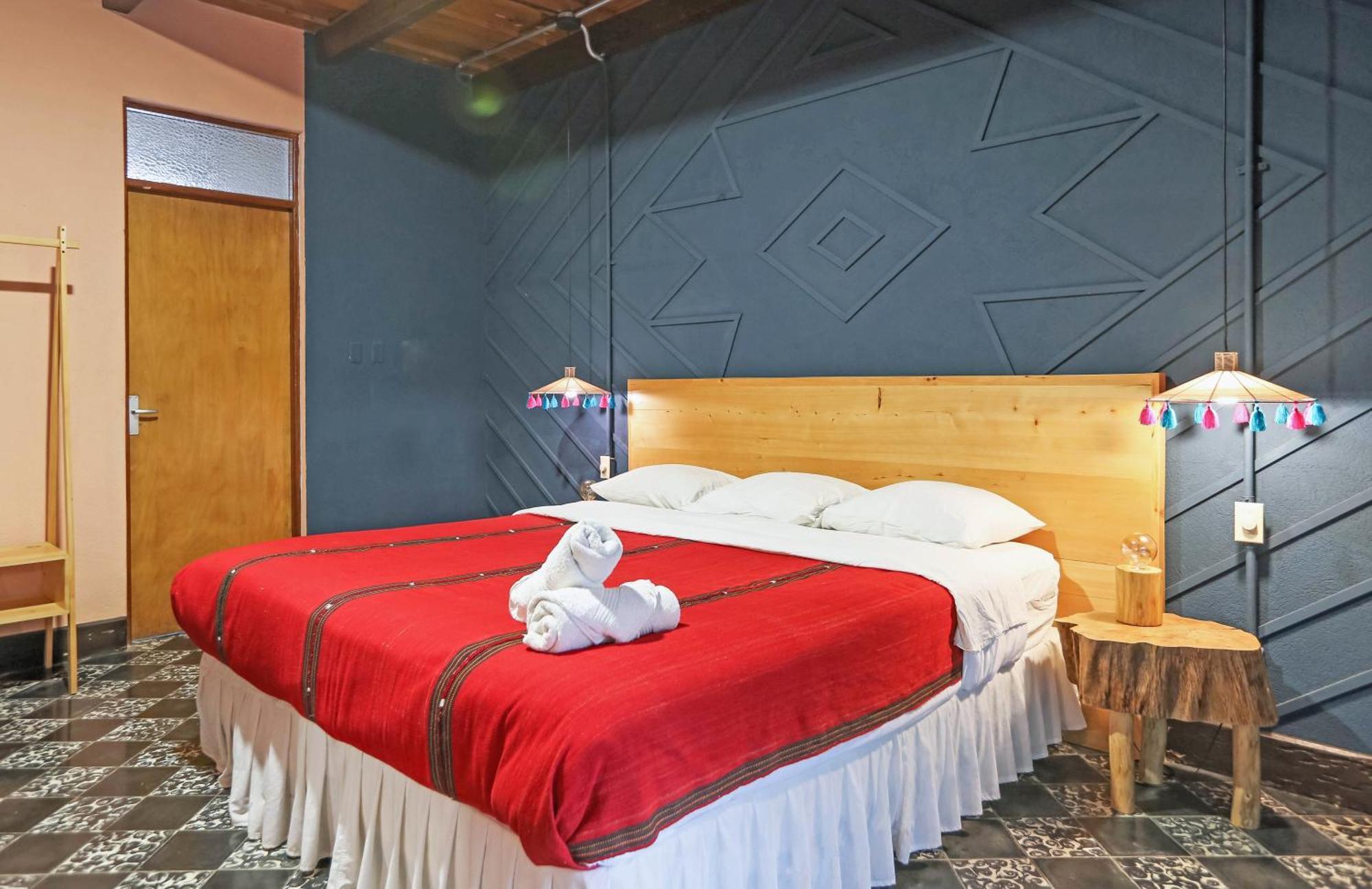 Hotel Socialtel Atitlan Panajachel Esterno foto
