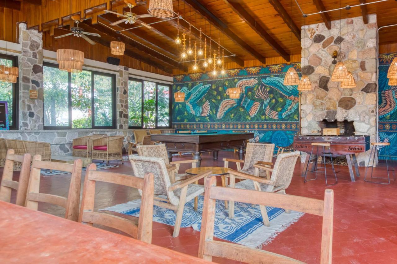 Hotel Socialtel Atitlan Panajachel Esterno foto